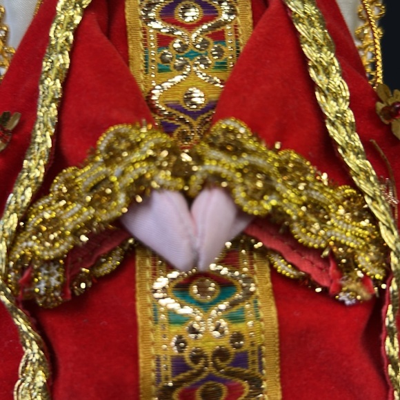 Vintage/Retro red flocked cardboard angel tree topper with satin wings , Japan - Picture 5 of 12